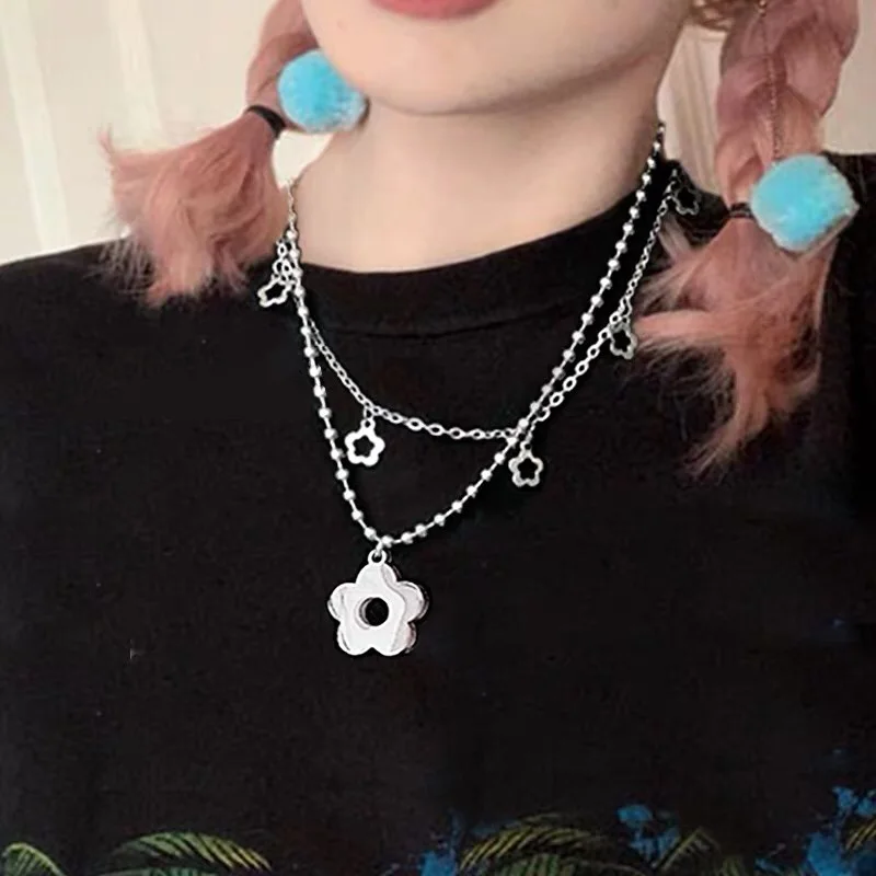 

Cute Kawaii Flower Pendant Necklaces Women Sweet Korean Harajuku Necklace Punk Hip Hp Rock Cool Girls Stainless Steel Collares