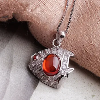 

Pure Silver Brand New Deep Sea Fish 925 Silver Inlaid Garnet Necklace Chain With Box Chain Necklaces & Pendants