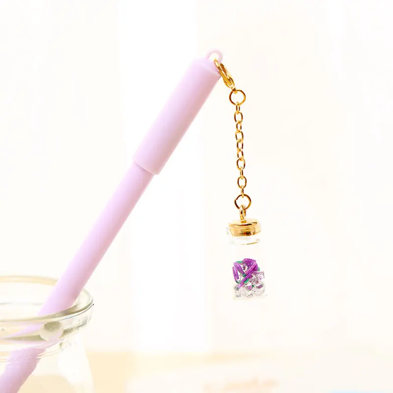 Purple 1 шт чернильная ручка с подвеской бутылка для фруктов милые Мультяшные креативные гелевые ручки Kawai Signature стационарные для школы и офиса аксессуары - Цвет: Purple