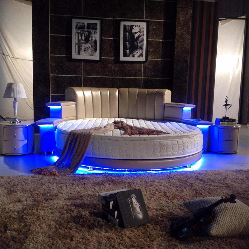 В продаже Современная круглая кожаная кровать со светодиодным светильник