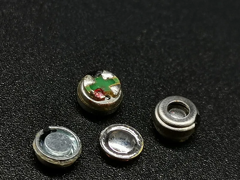 

Динамик 5 мм Бериллиевая пленка 25 Ом 4 шт.