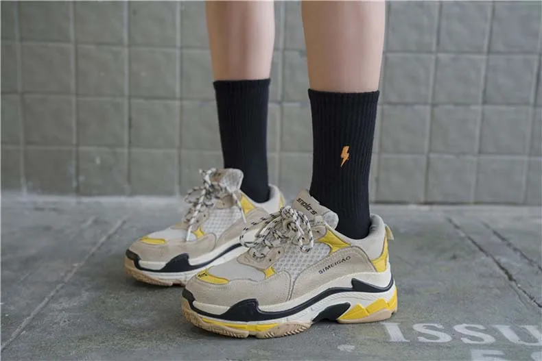 Women New Cotton Socks All Seasons Fashion Embroidery Weather Pattern Series Ladies Popular College Wild Casual Tube Socks AA15