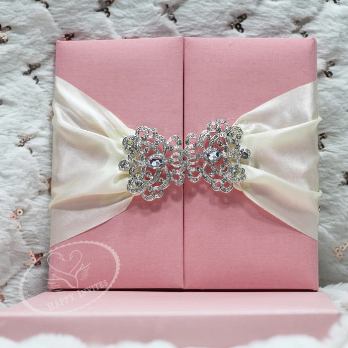 HI2003-30 Custom Pink Silk Folder Invitation with Brooch Factory Price More Colors Available