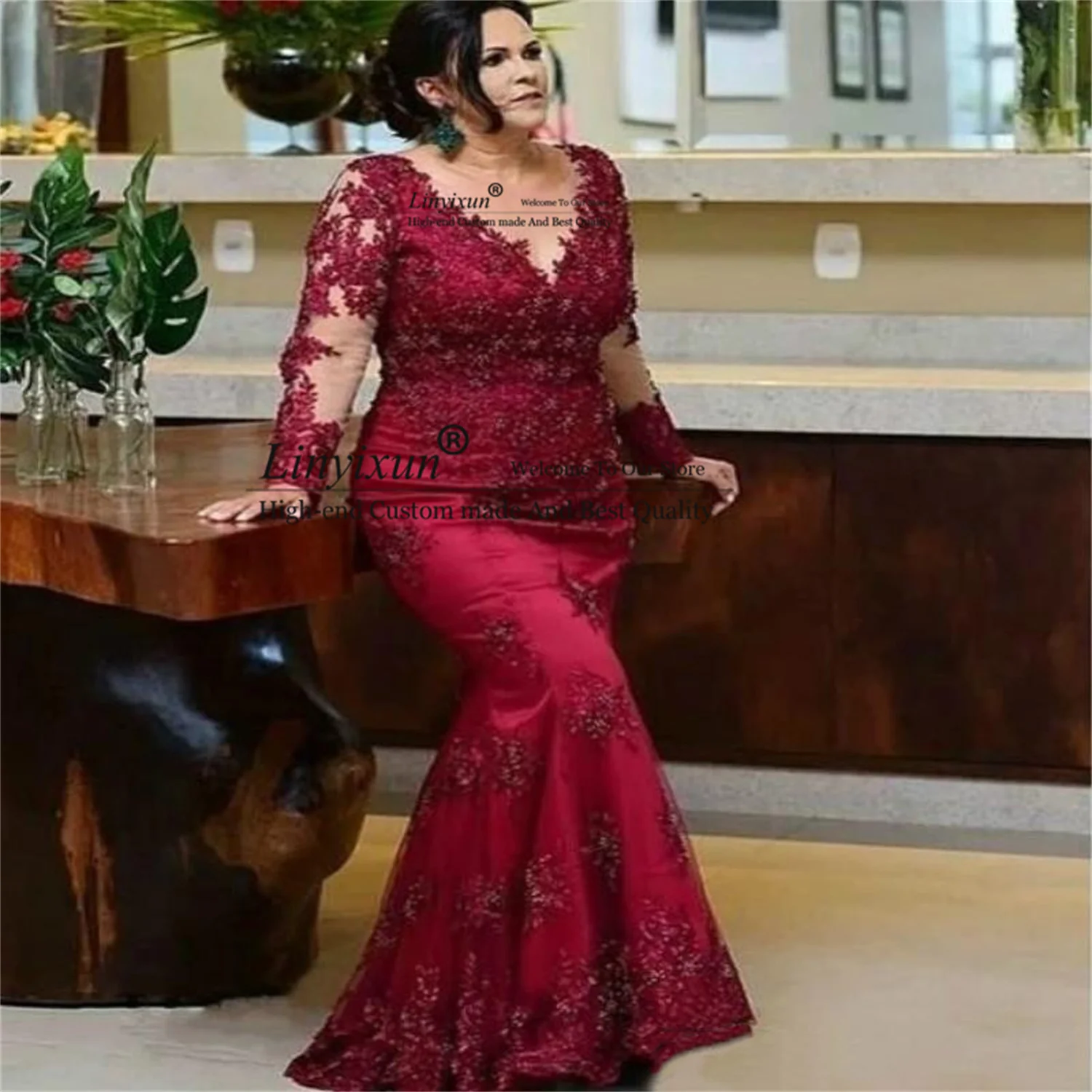 Vintage Burgundy Long Sleeves Mother of The Bride Dresses Plus Size Lace Bead Sequin Evening Carpet Formal Prom Gowns