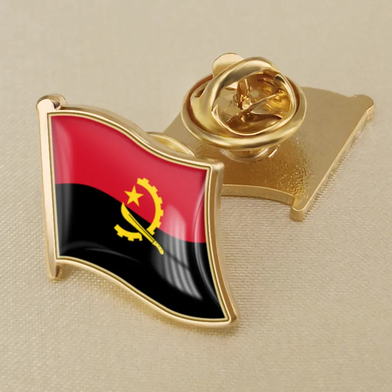 Pin's de l'amitié drapeaux France-Angola Flags