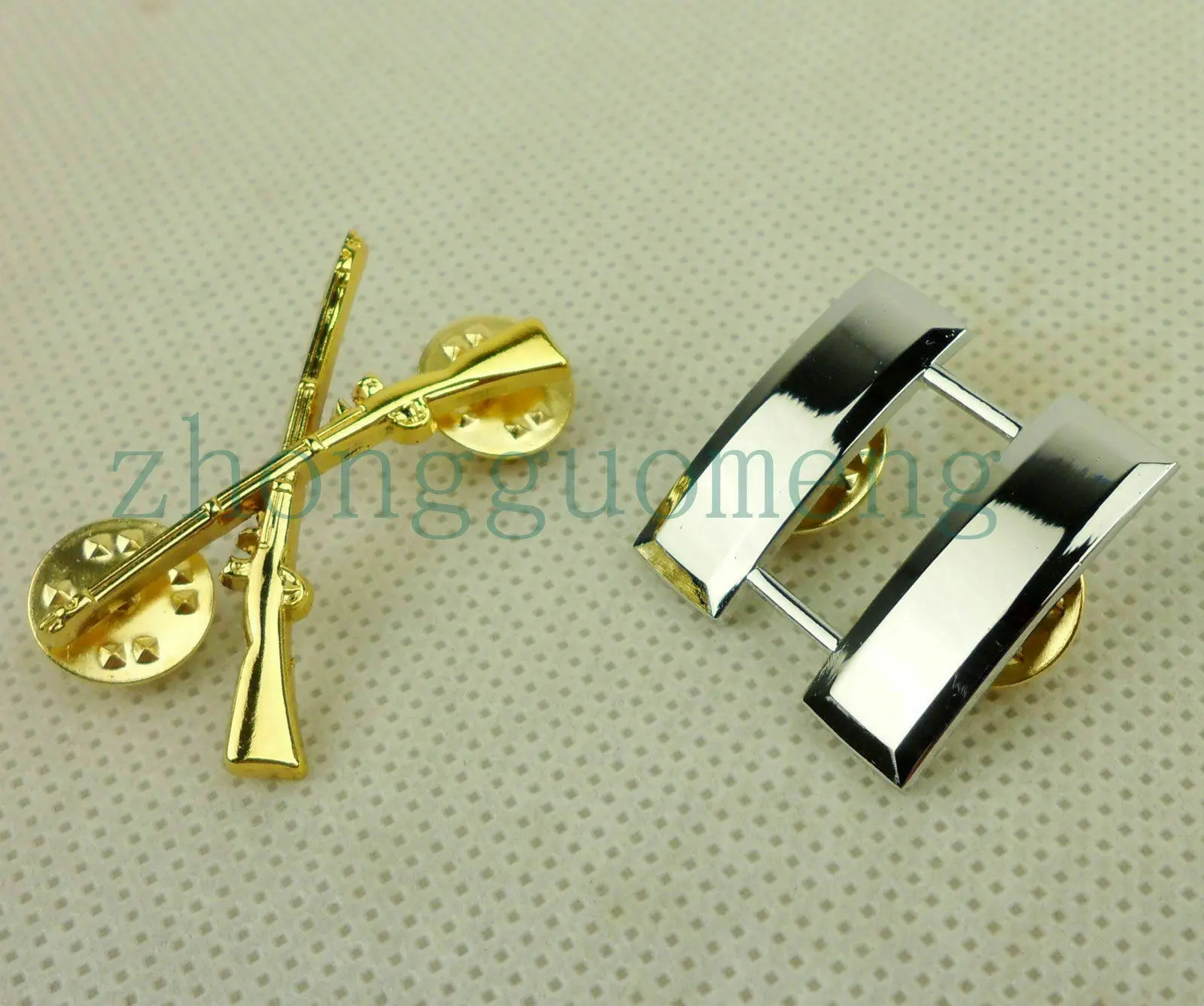 US ARMY OFFICER CAPTAIN COLLAR INSIGNIA METAL BADGE PIN CLASSIC MILITARY military lapel pin