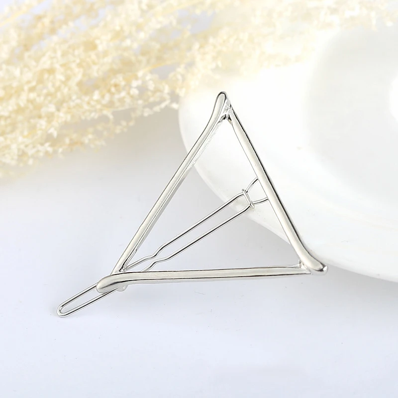 2897117951_1446121657