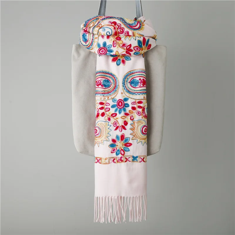 Высококачественный Женский кашемировый шарф, этнический стиль, вышивка, женские зимние шарфы, желтый, розовый, синий, женский шарф, шерстяное пончо - Цвет: light pink