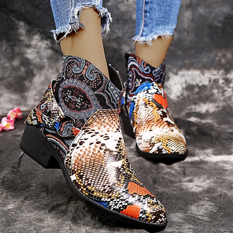 

Large size 43 Ankle boots for women Faux PU Leather Rubber boots retro Ethnic Ladies boots Flower Autumn Winter shoes