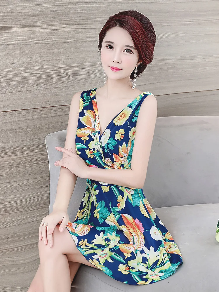 

Hot Springs Mom Bathing Suit Women's Conservative Middle-aged One-piece Boxer Belly Covering Slimming Skirt Bubble New Style Lar