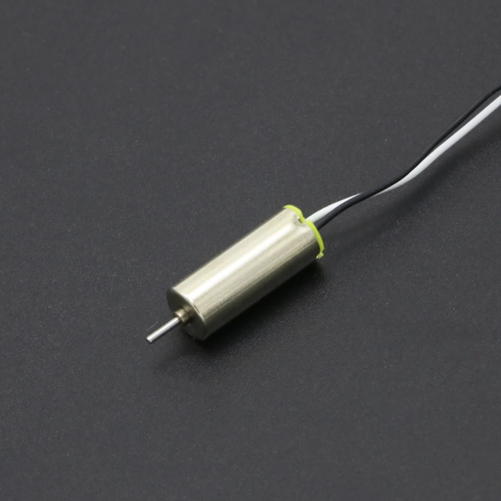 Pack de trois Moteurs Brushless 0802 pour Tiny Whoop, présentés sur fond blanc avec étiquettes 19000KV et 22000KV.