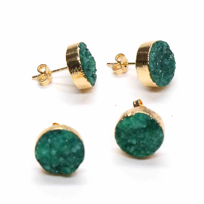 

Kraft-beads Light Yellow Gold Color Irregular Shape Round Crystal Dyed Green Cluster Stud Earrings
