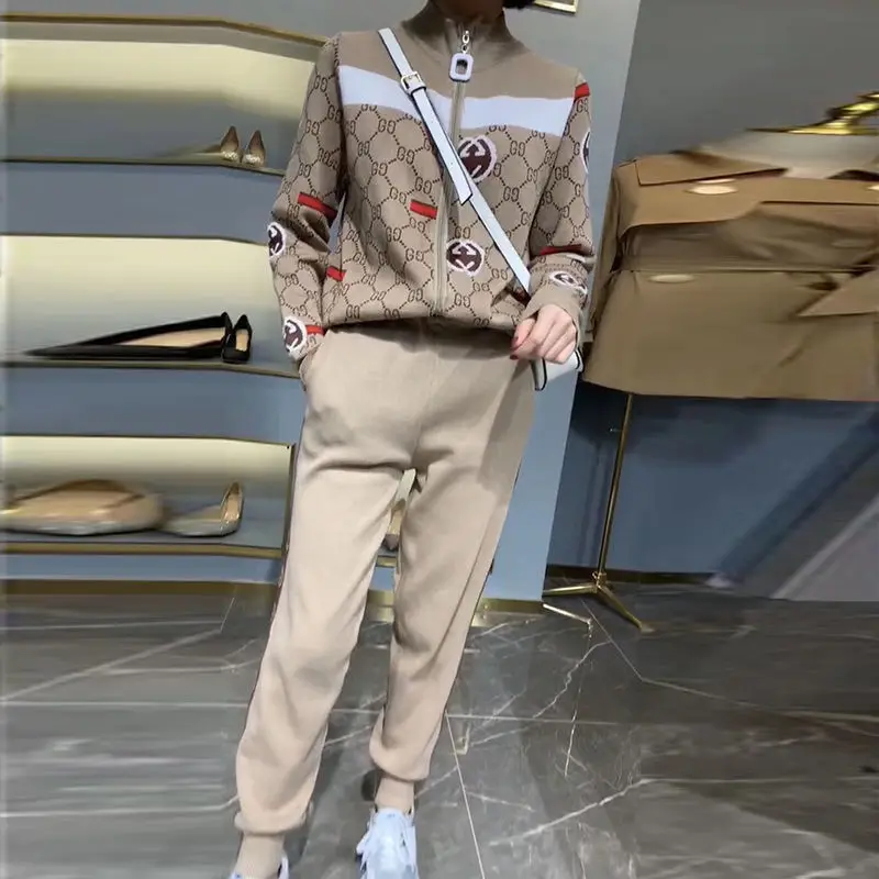 

Knitted suit women's new style autumn and winter fashion long sleeve jacket + small leg pants