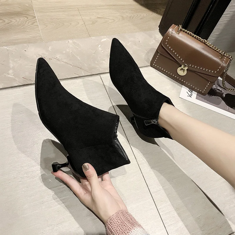 

D5331-1, 5331-1 Small Short Boots Women's Thin Heeled Cat with 2019 New Style Versatile Single Boots Martin Boots Women's Breath