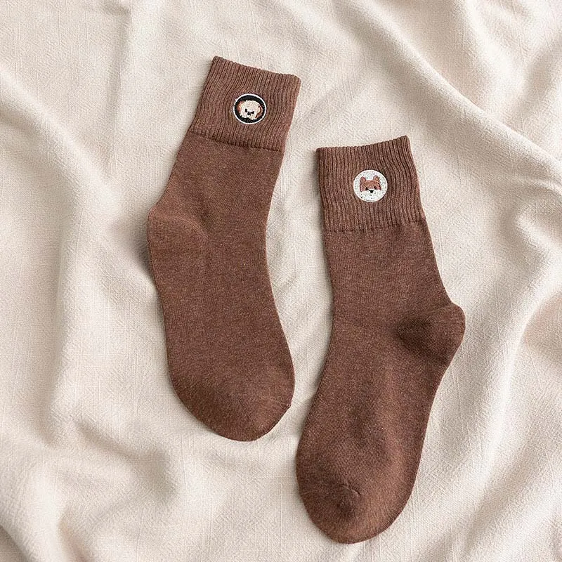 [Cospacool] Теплые забавные носки с вышивкой в виде мопса креативные милые носки в стиле Харадзюку с животными женские кальцитовые носки - Color: Brown Socks