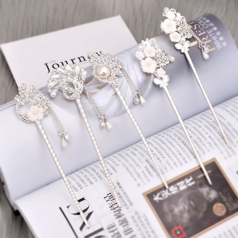 

Classic Chinese Traditional Flower Rhinestone Pearl Pendant Hairpin Feminine Ethnic Silver Hairstick Tiara Headwear