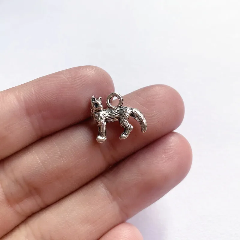 

30pcs Mini Fox Charms Tibetan Silver Color Pendant Aesthetics Accessories Handmade Necklace Findings Jewelry Making Supplies