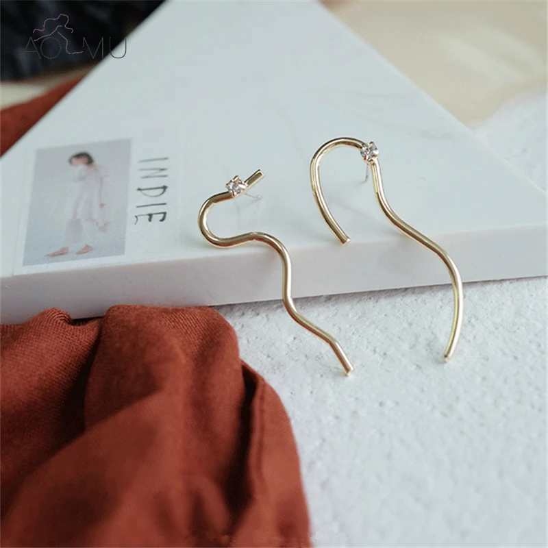 AOMU простая абстракция витая линия золотые серебряные металлические Висячие серьги для женщин винтажные ювелирные изделия Bijoux подарок