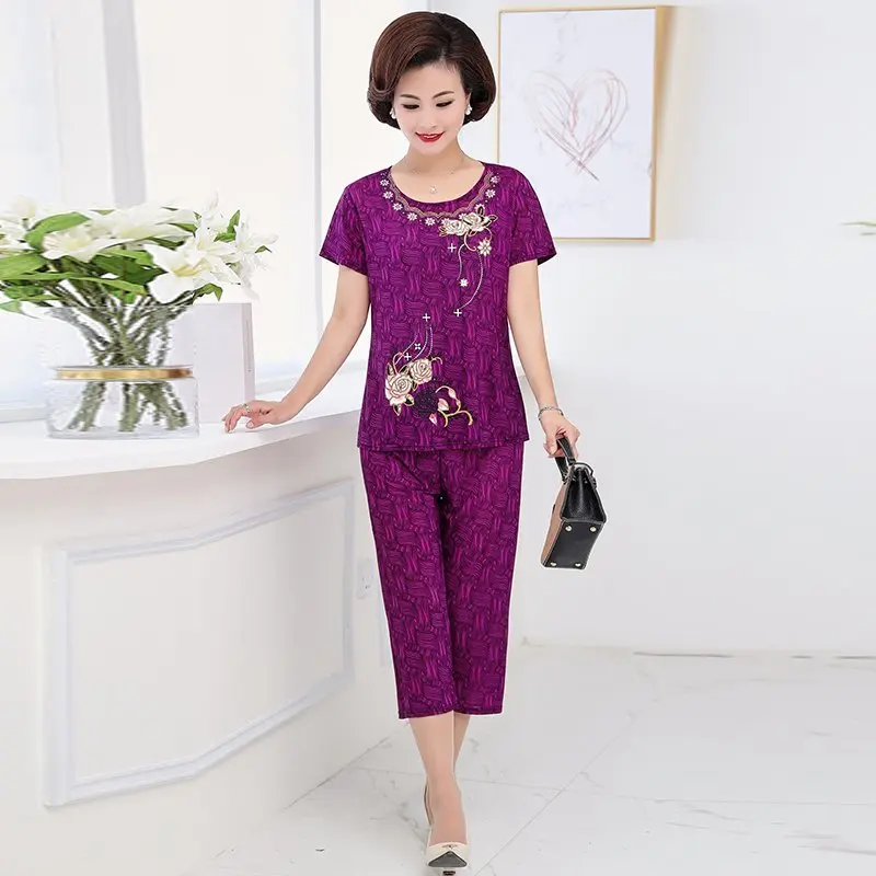 Middle-aged clothing summer 2 piece set womens new short sleeve t-shirt+pant suit set women's large size loose sporting set