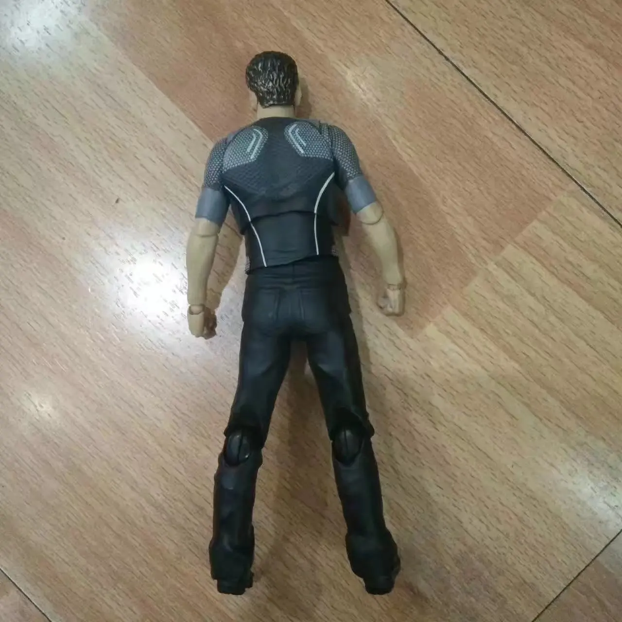 Капитан Америка 3 Civil War Ant-Man пантера Тони квалифицированный мобильный Гараж Комплект модели украшения