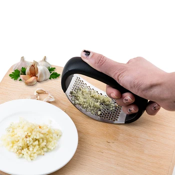 

Stainless Steel Garlic Press Manual Crusher Mincer Chopping Garlic Tools Hand Press Garlic Chopper Cooking Kitchen Gadgets