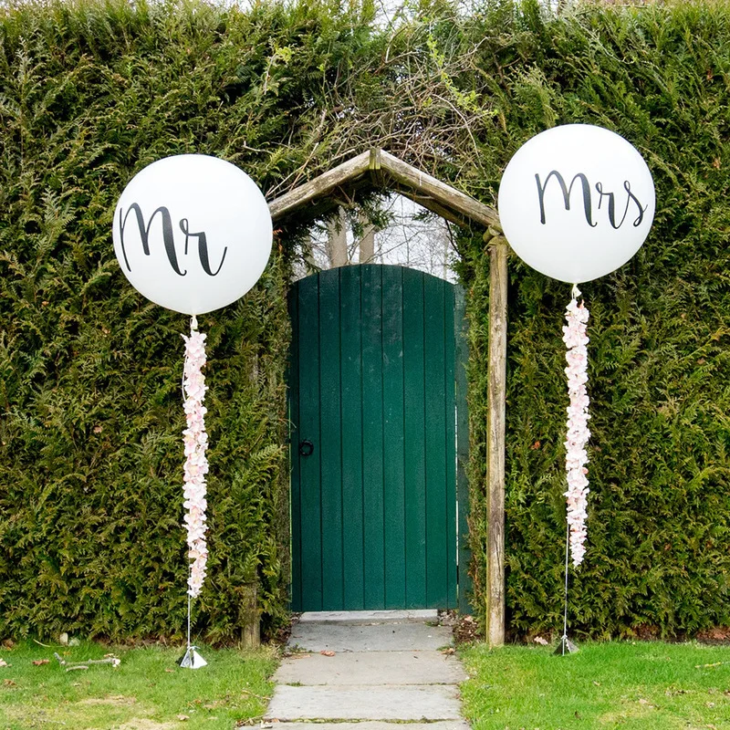 

1pcs Per Lot Good Quality 36inch Round White Print Mr and Mrs Latex Balloons Happy Wedding Valentine's Day Event