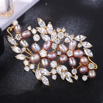 

Elegant Freshwater Pearl Brooches for Women Wedding Brooch Luxury Crystal Broach Bridal Bouquet Sash Pin Engagement Jewelry Gift