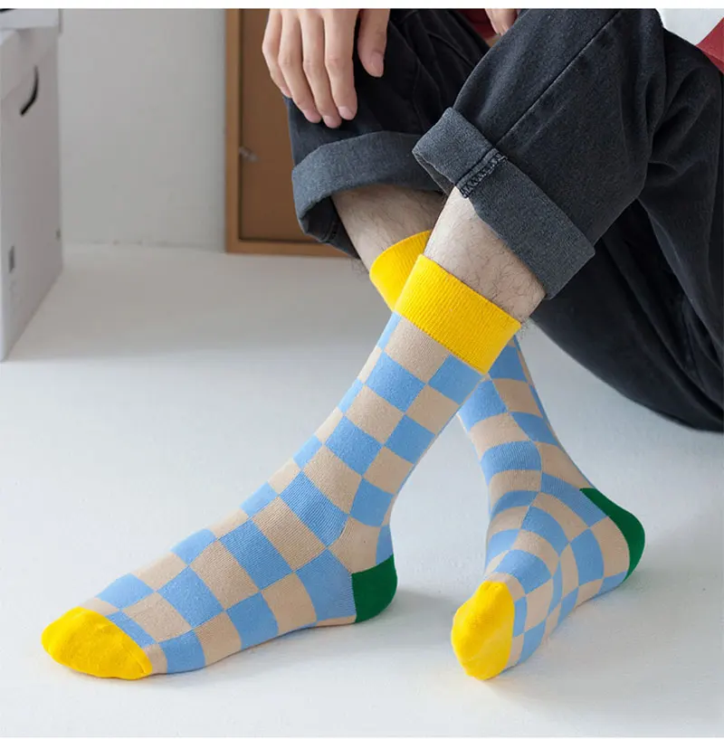 Hot Sale Combed Cotton Fashion Hip Hop Men women Socks Dot Square Diamond Harajuku Skateboard Happy Socks Funny Sokken over the knee socks