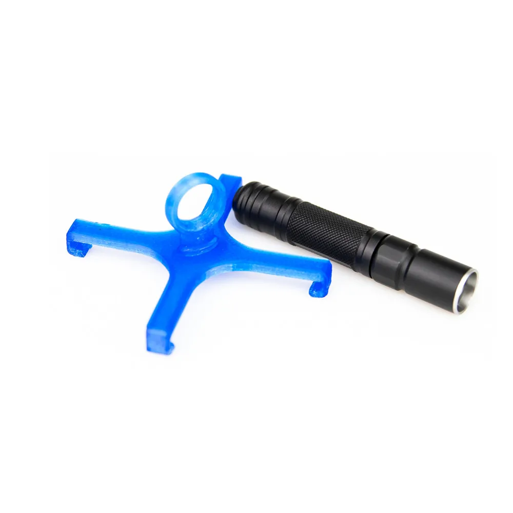 New PBW LED Light Night Flight Searchlight for DJI Mavic Mini Drone CRRE-Q5 LED Adjustable Light Flashlight Lamp Use the AAA battery 