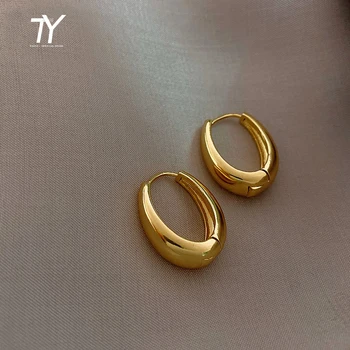 2020 New Classic Copper Alloy Smooth Metal Hoop Earrings For Woman Fashion Korean Jewelry Temperament Girl's Daily Wear earrings