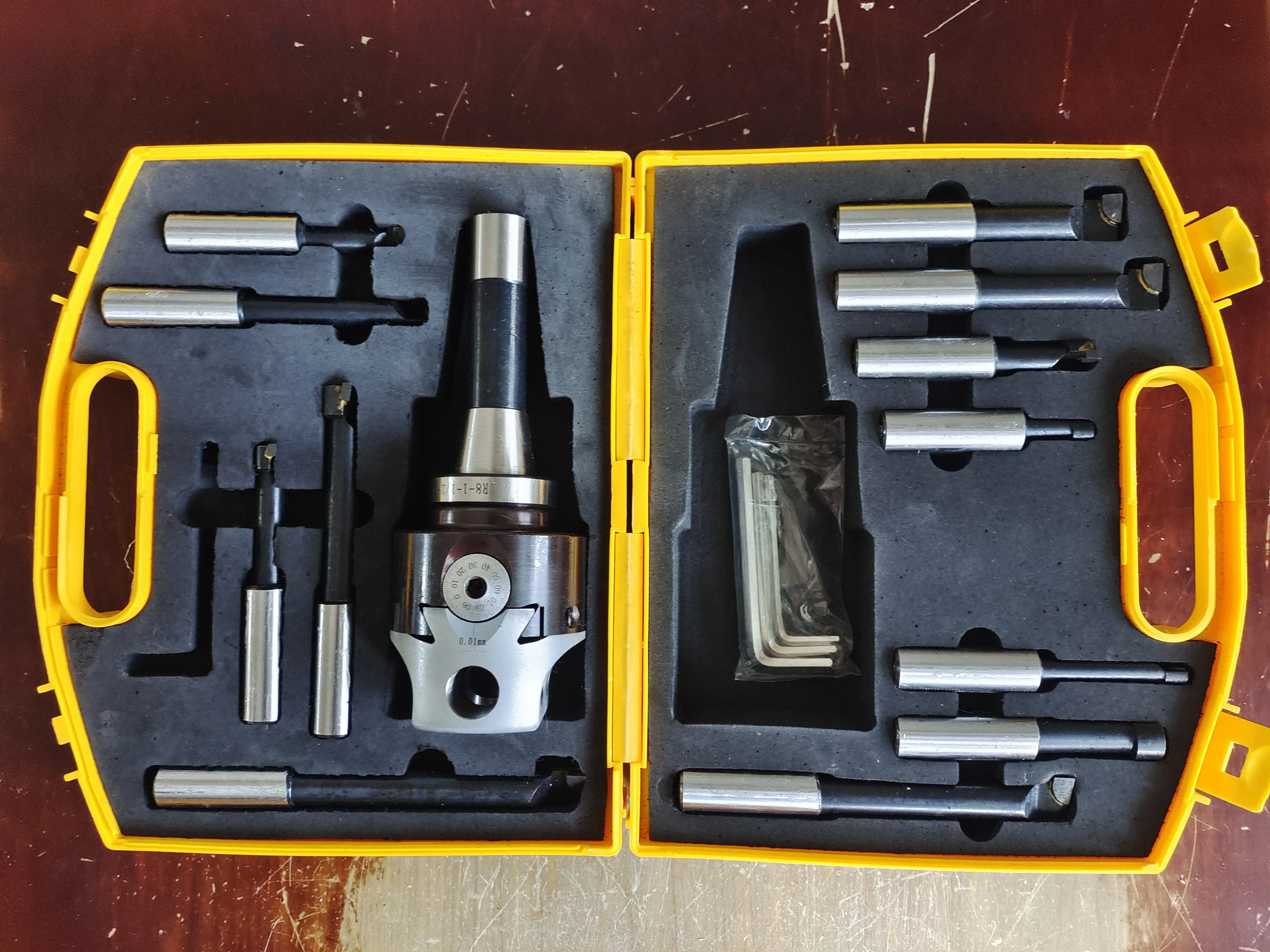 R8 taper, F1-18 75mm boring head with R8(M12, metric drawbar thread) shank and 12pcs 18mm boring bars, head set