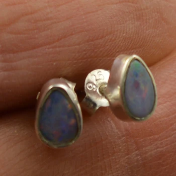 

Genuine Australian Opal 925 Sterling Silver Earrings, 1.1 g, AE2658