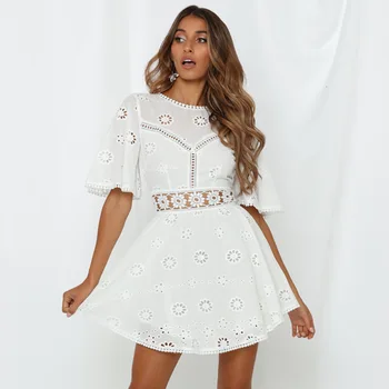 

BGW 2020 Scoop Neck White Lace Mini Cocktail Dresses Half Sleeves A Line Cut Out Women Cocktail Gown Hollow Out Back