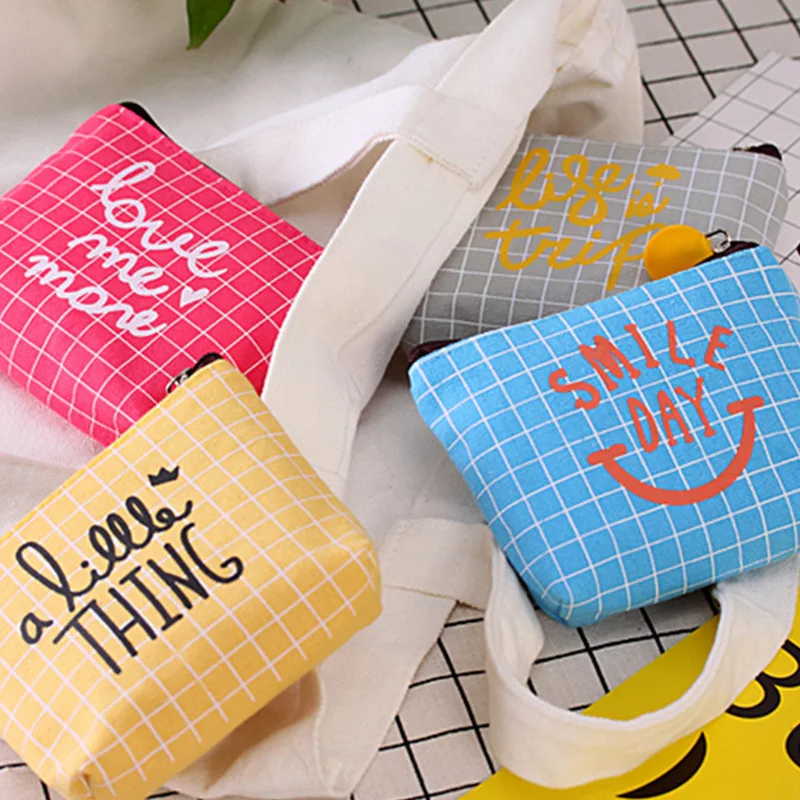 

South Korea Canvas Printed Mini Purse Portable Mini Students Fashion Modeling Coins Key Cosmetics Storage Bag