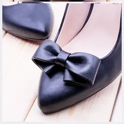 Мода искусственной кожи черного цвета с бантом на высоком каблуке; женская обувь с украшением 1 пара/лот