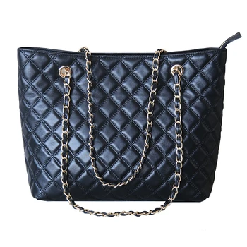 

New Chain Diamond Korean Portable Leisure Shopping Bag Stylish Underarm Shoulder Large Causal Tote Bag Mummy bag