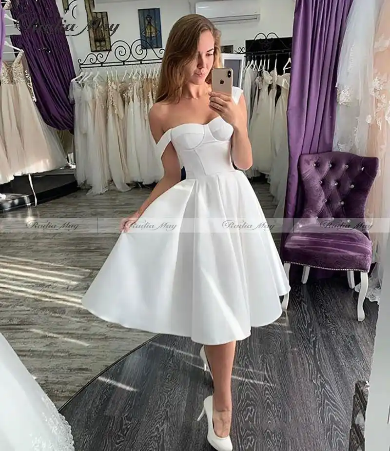 Perles Blanches Robe De Mariee Courte Avec Bolero Manches Longues Genou Longueur Ete Plage Robes De Mariee 2020 Robe Mariee Satin Reception Aliexpress