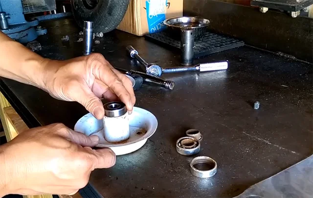 Cuscinetto A Sfere F6003-19-2RS 19x35x11 Mm Con Flangia - Per Tosaerba, Carriole E Ruote - Foto 7