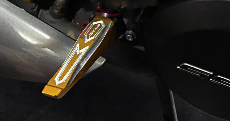 Для KYMCO AK550 AK 550 скутер Мотоцикл CNC алюминиевые задние пассажирские Подножки задние педали Peg