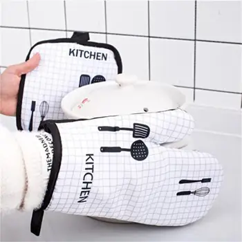 

2pcs Cartoon Microwave Glove Non-slip Potholder Cotton Gloves Mitts Baking Kitchen Cooking Bakeware for BBQ Insulation Gloves