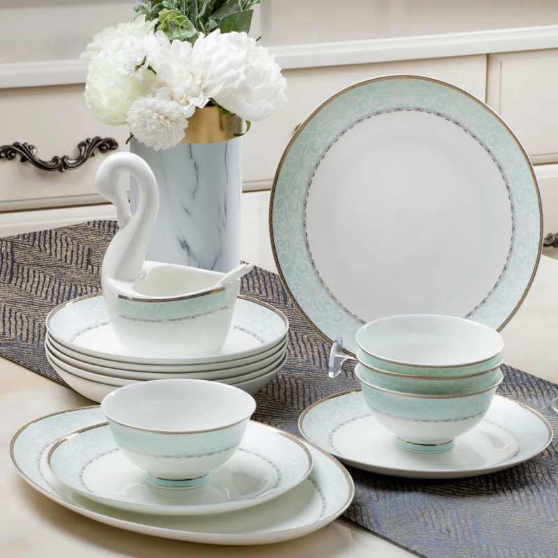 60 Heads ceramic tableware Dish Rice Bowl Salad Noodles Bowl Plate Dinnerware Sets Soup Pot AshtrayTableware Dinnerware Sets