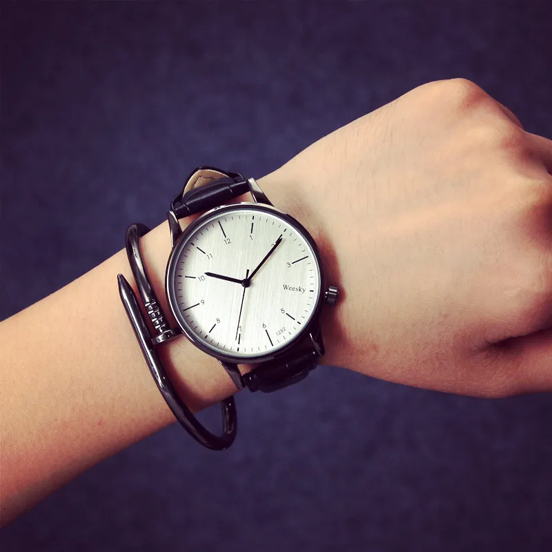 

Genuine Product Trend Genuine Leather Fashion Waterproof Students Watch Simple Retro with Numbers Dial Couple Watch One Pair