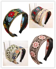 

European And American Bohemian Headband Embroidery Ethnic Style With Tooth Non-slip Headband Hairpin Flower Embroidery Headband