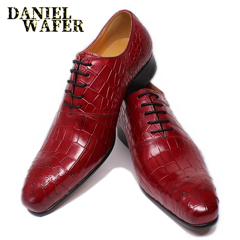 Роскошные мужские кожаные туфли; цвет черный, красный; с принтом крокодиловой кожи; на шнуровке; с острым носком; офисные свадебные туфли; формальное платье; мужские оксфорды