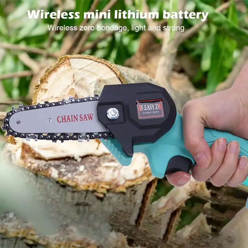 550W Mini scie à une main pour le travail du bois scie à chaîne électrique