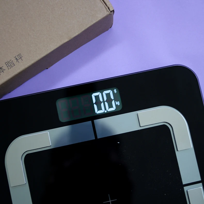 Новые умные весы для ванной комнаты напольные электронные напольные весы бытовые Bluetooth измерения влажности жира весы для багажа