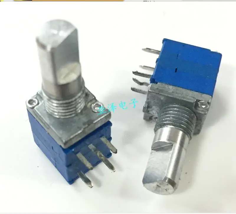 

2PCS/LOT Taiwan type 09 precision potentiometer, single band switch, A10K half shaft length, 15MM volume potentiometer switch