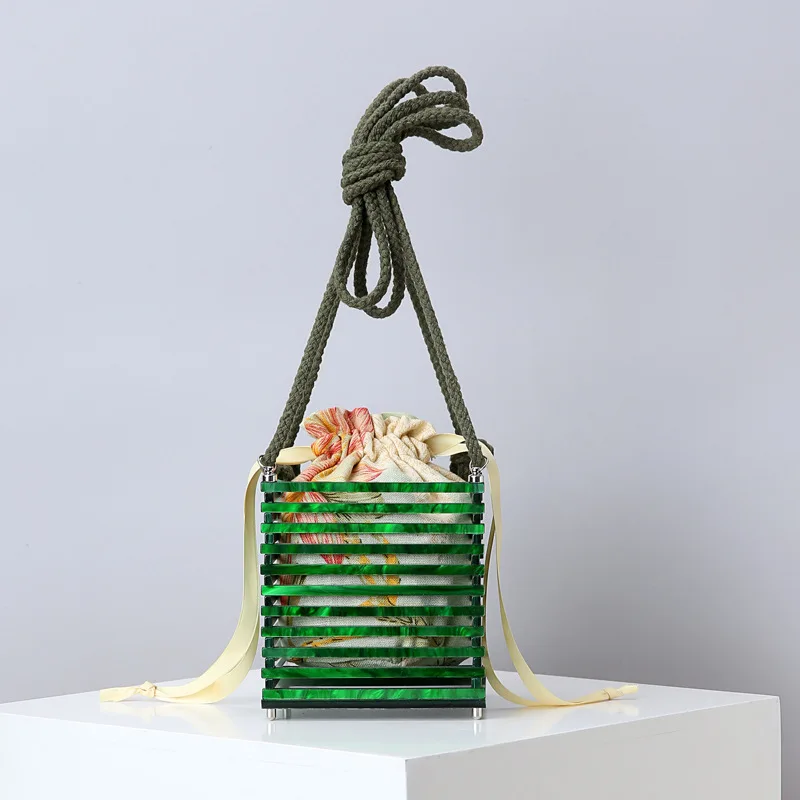 11234146315_1508568026