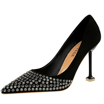 

Sexy Rivet High Heels Women Pumps Wedding Shoes Women Heels Shoes Ladies Stiletto Bridal Shoes Female Kitten Heels Plus Size 43