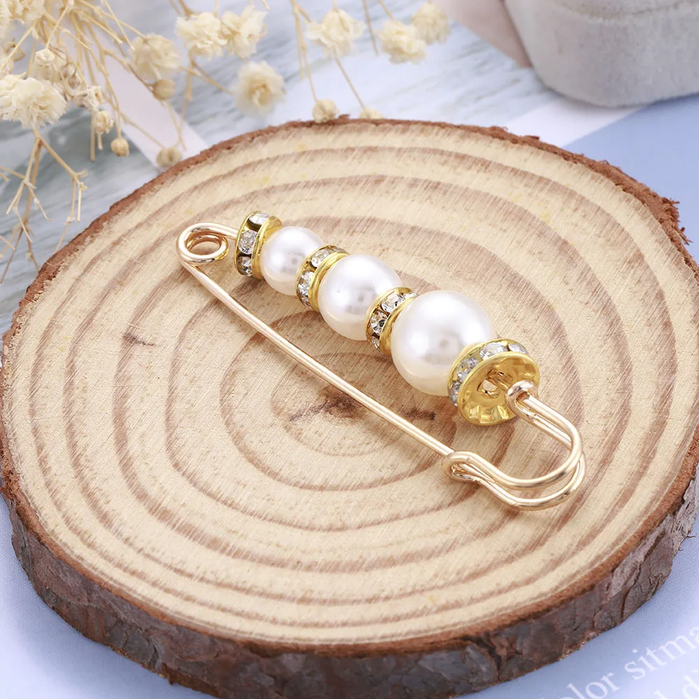 Fashion Pearl Fixed Strap Charm Safety Pin Brooch Sweater Cardigan Clip Chain Brooches Jewelry